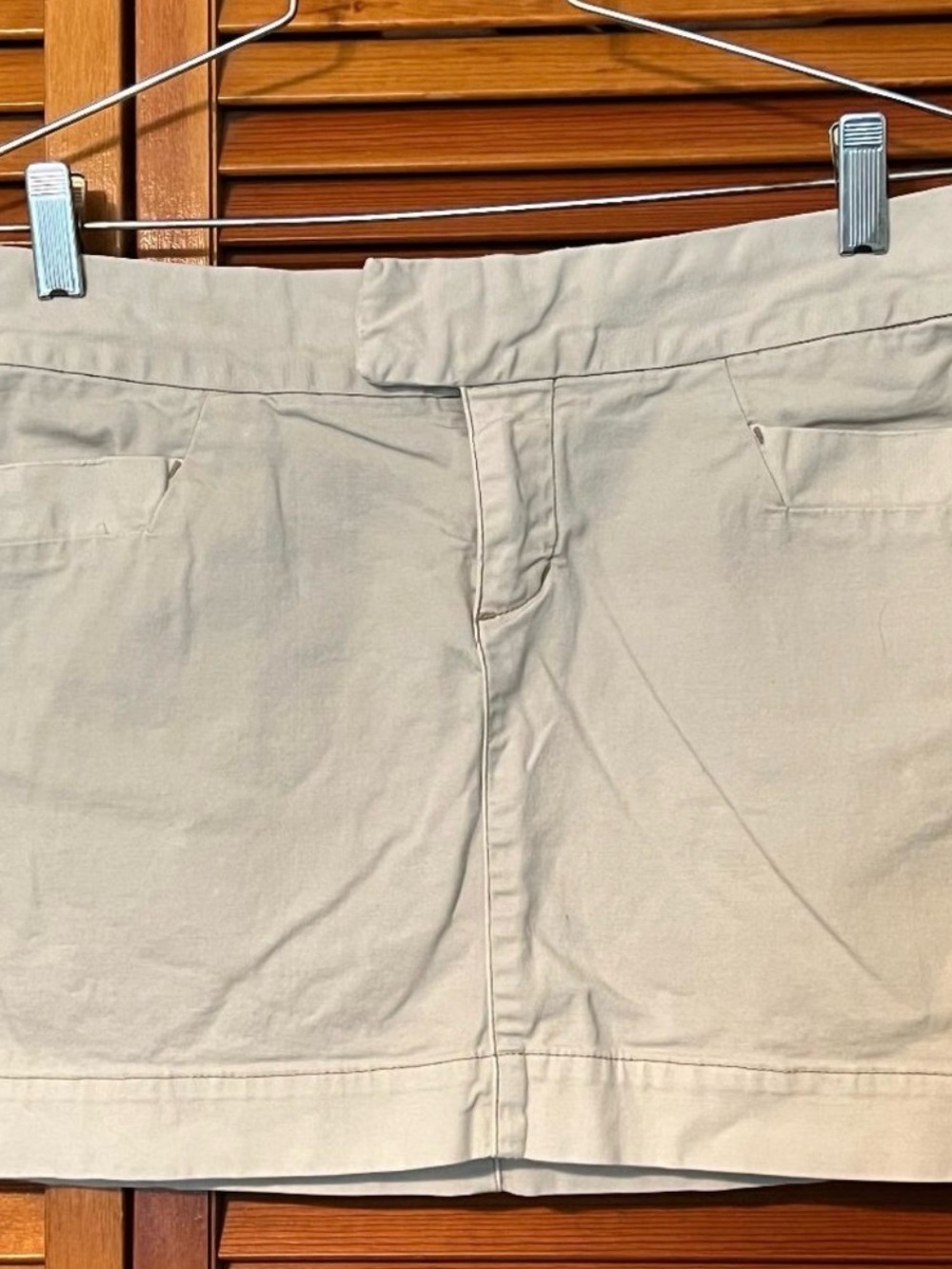 Y2K American Eagle Khaki Stretch Mini Skirt - Size 4 - CB23010